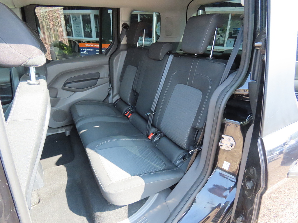 Ford Tourneo Connect 1.5 Ecoblue 120 Titanium Powershift Silver #8