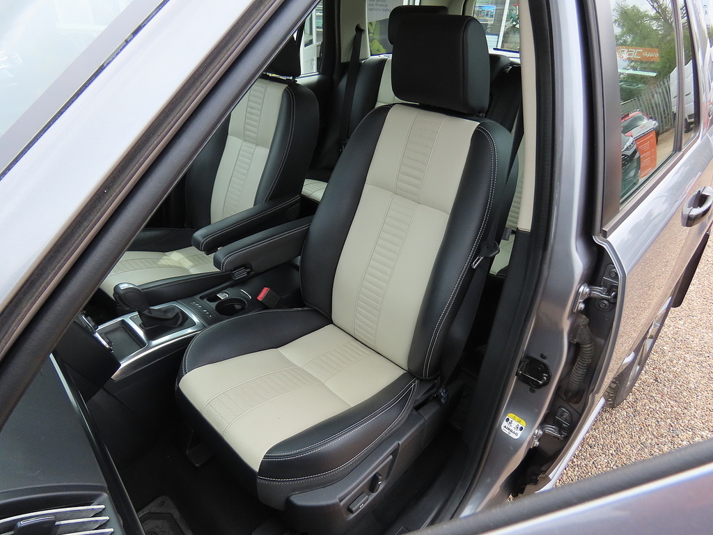 Land Rover Freelander 2 Freelander Black White Td4 Black #10