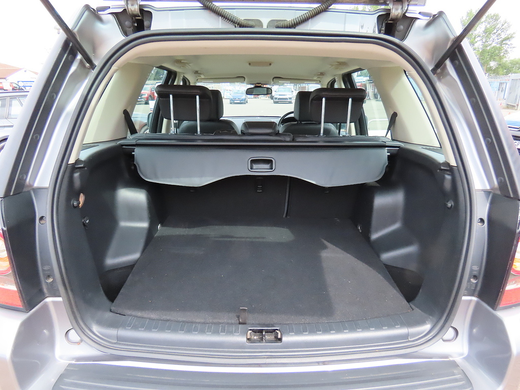 Land Rover Freelander 2 Freelander Black White Td4 Black #13
