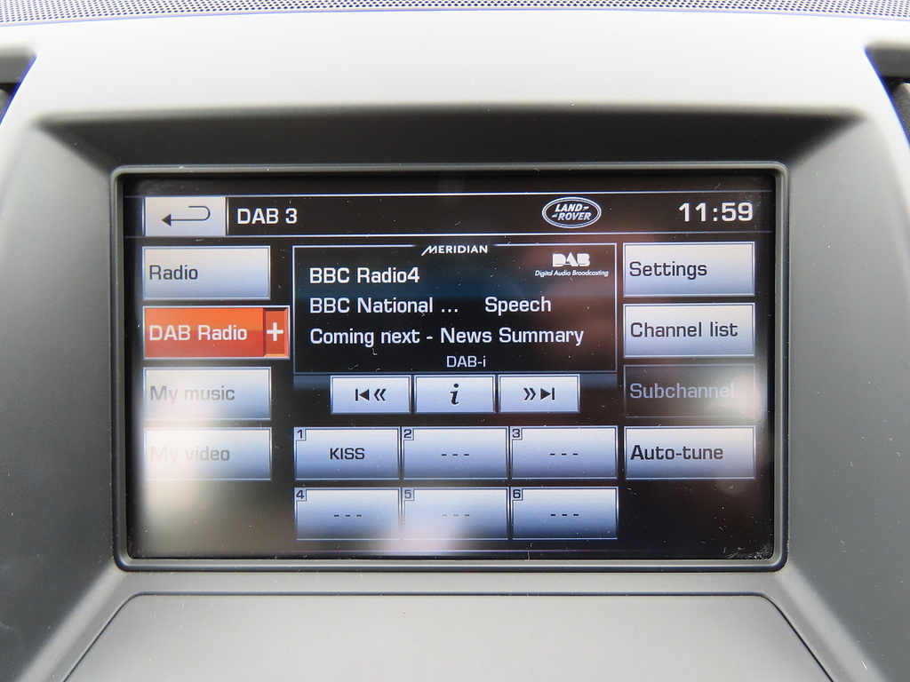 Land Rover Freelander 2 Freelander Black White Td4 Black #26