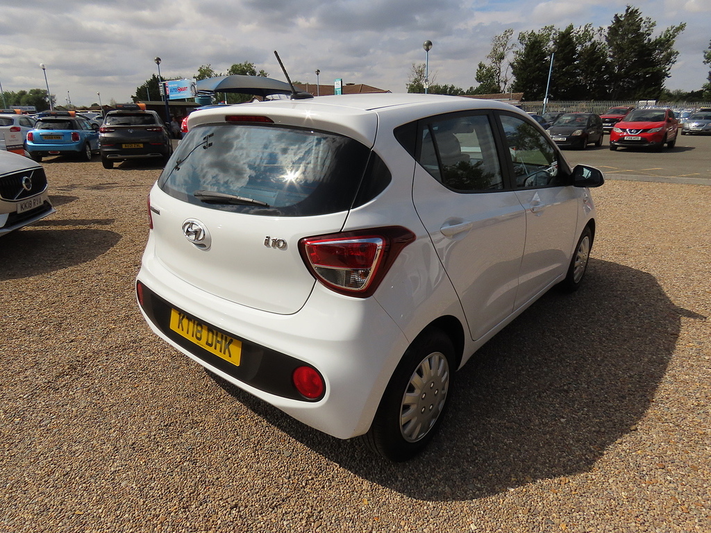 Hyundai I10 1.0 Se Hatchback Euro 6 66 Ps White #4