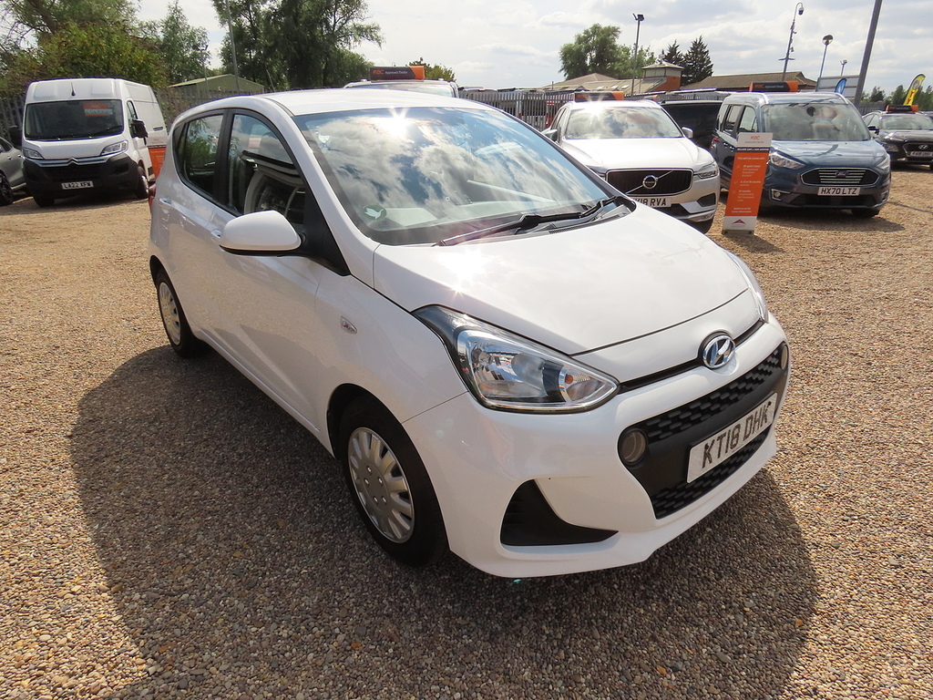 Hyundai I10 1.0 Se Hatchback Euro 6 66 Ps White