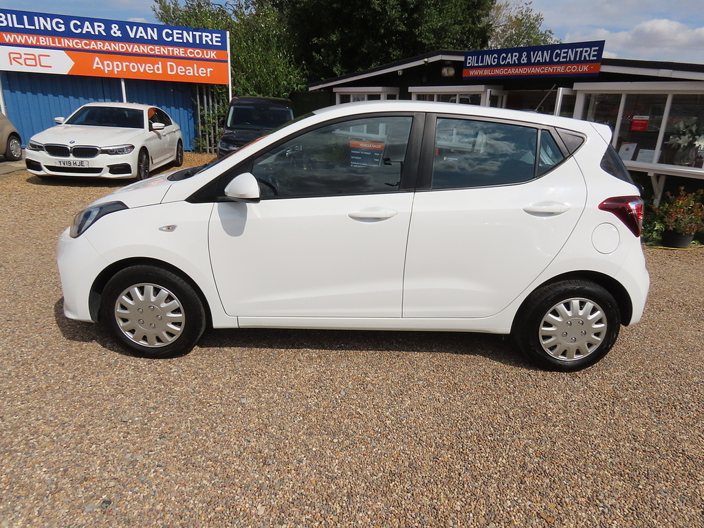 Hyundai I10 1.0 Se Hatchback Euro 6 66 Ps White #6
