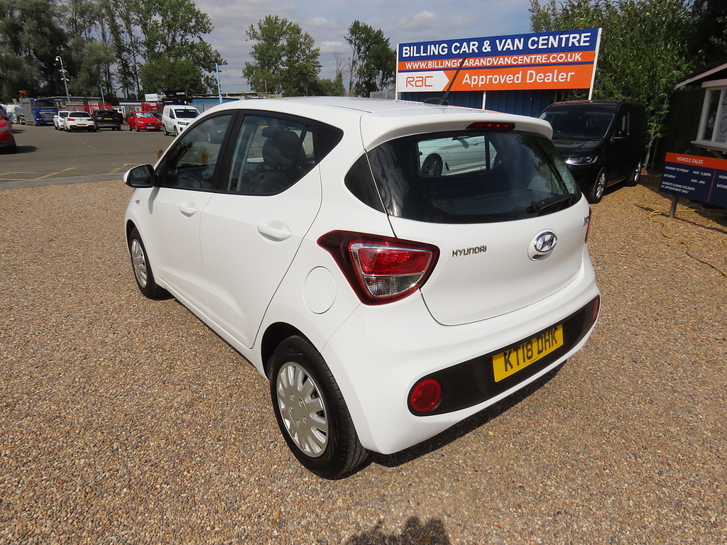 Hyundai I10 1.0 Se Hatchback Euro 6 66 Ps White #3