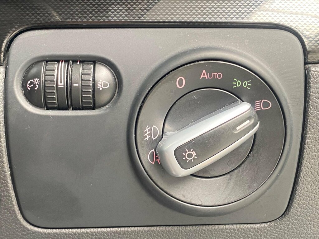 Volkswagen Golf 2.0 Se Tdi 138 Bhp Grey #26