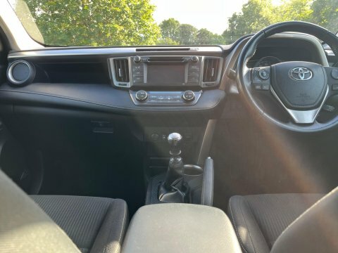 Toyota Rav 4 Icon D-4d 124 Silver #18
