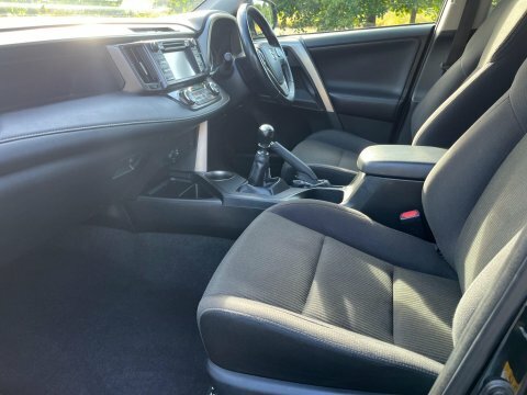Toyota Rav 4 Icon D-4d 124 Silver #28