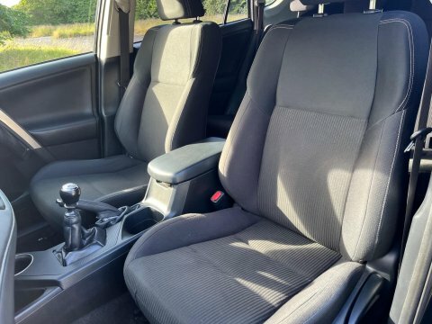 Toyota Rav 4 Icon D-4d 124 Silver #32