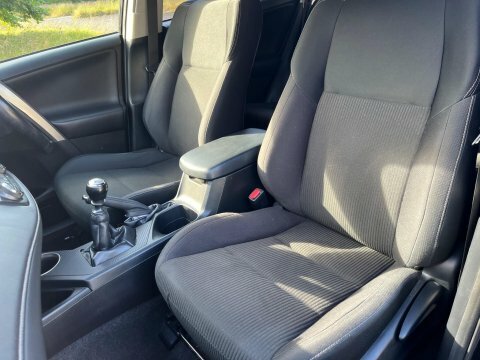 Toyota Rav 4 Icon D-4d 124 Silver #31
