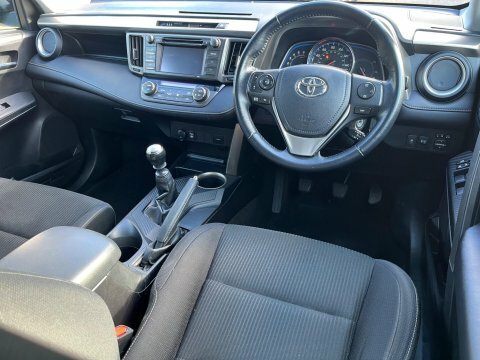Toyota Rav 4 Icon D-4d 124 Silver #22