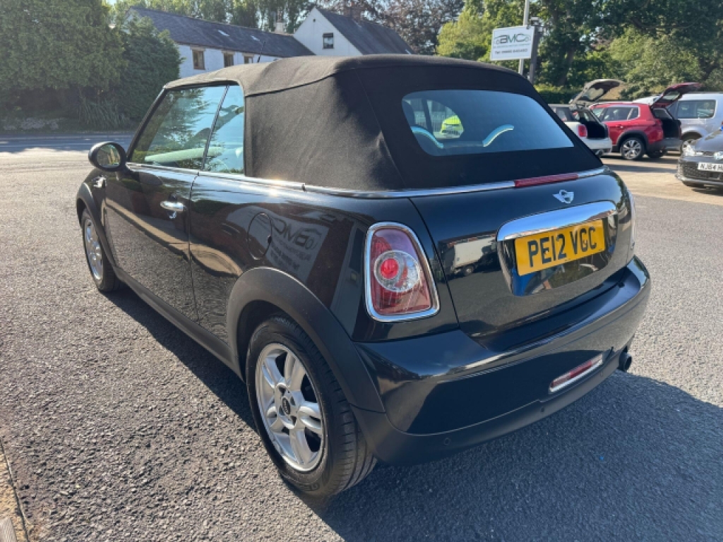 Mini Convertible 1.6 One Euro 5 Black #4