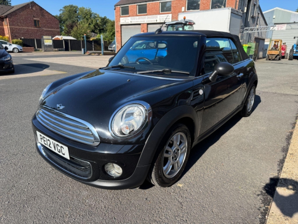 Mini Convertible 1.6 One Euro 5 Black #3