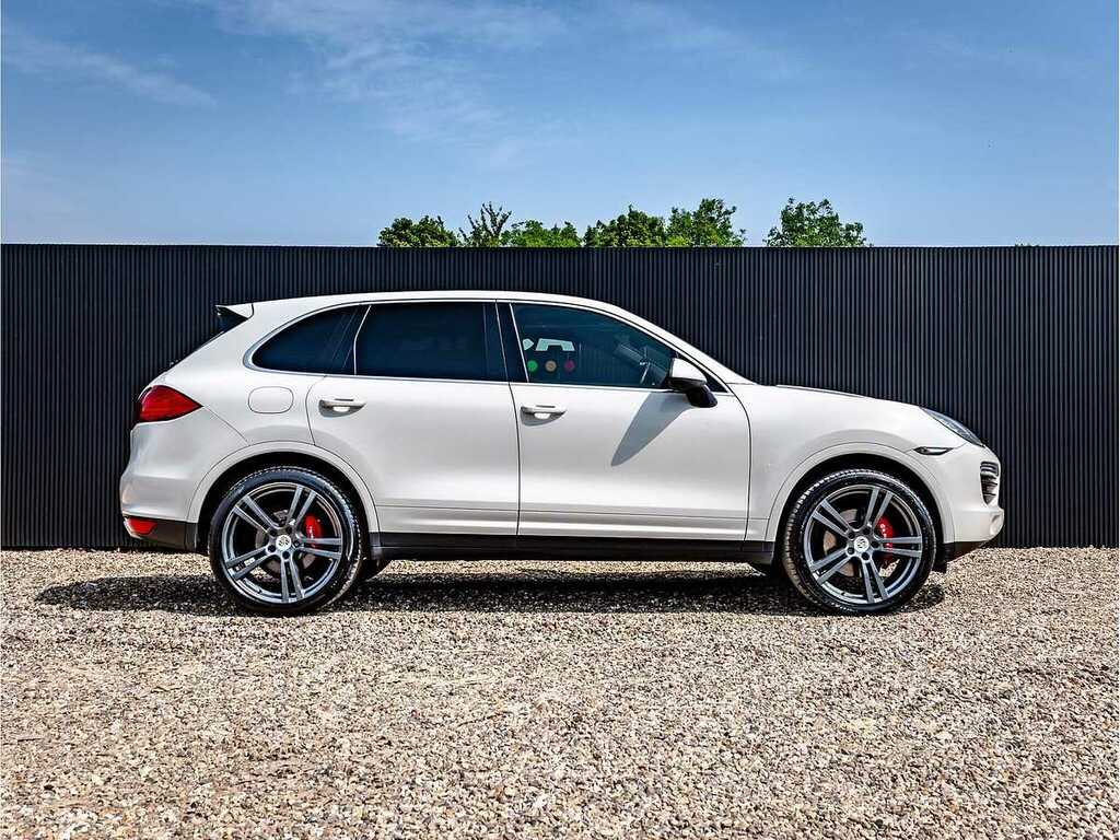 Porsche Cayenne V6 D Tiptronic LD61VWO White #4