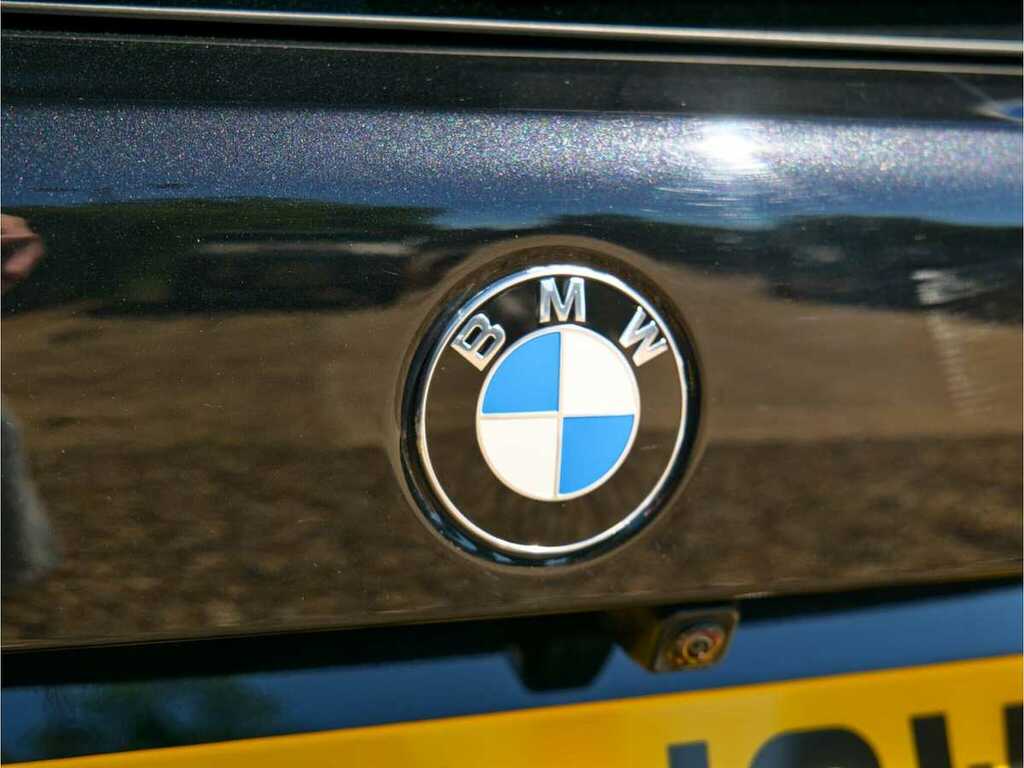 BMW M1 Xdrive Auto Black #2