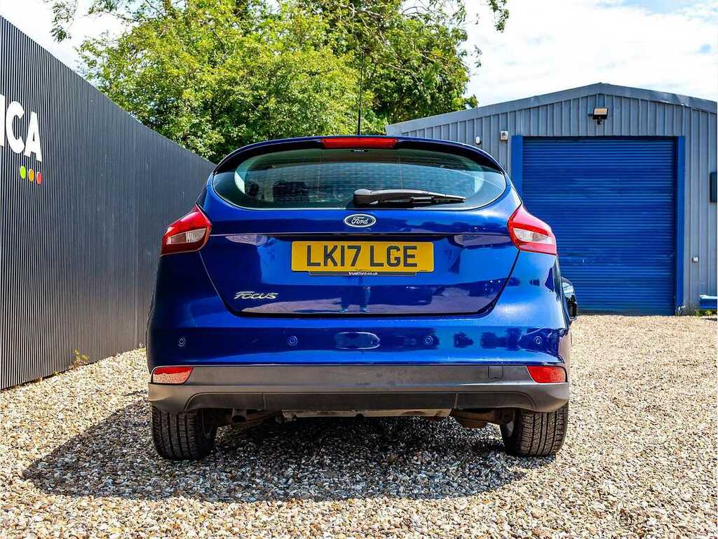 Ford Focus Titanium Blue #6