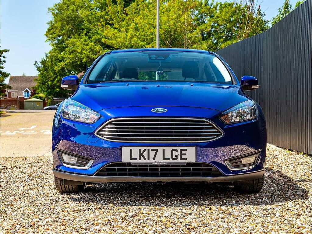 Ford Focus Titanium Blue #2
