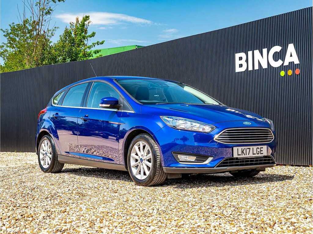 Ford Focus Titanium Blue