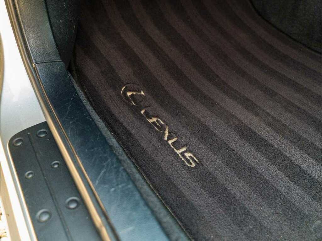 Lexus IS 200 2.0 Se Black #19