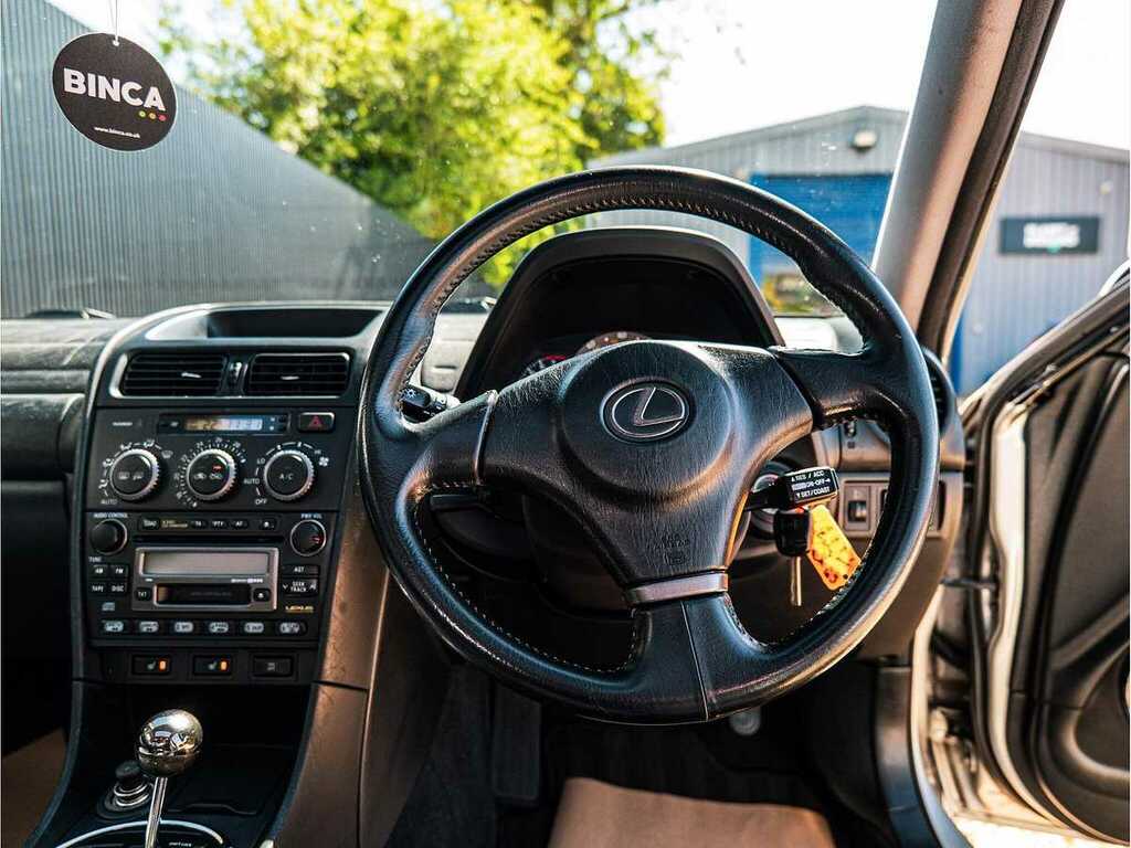 Lexus IS 200 2.0 Se Black #28