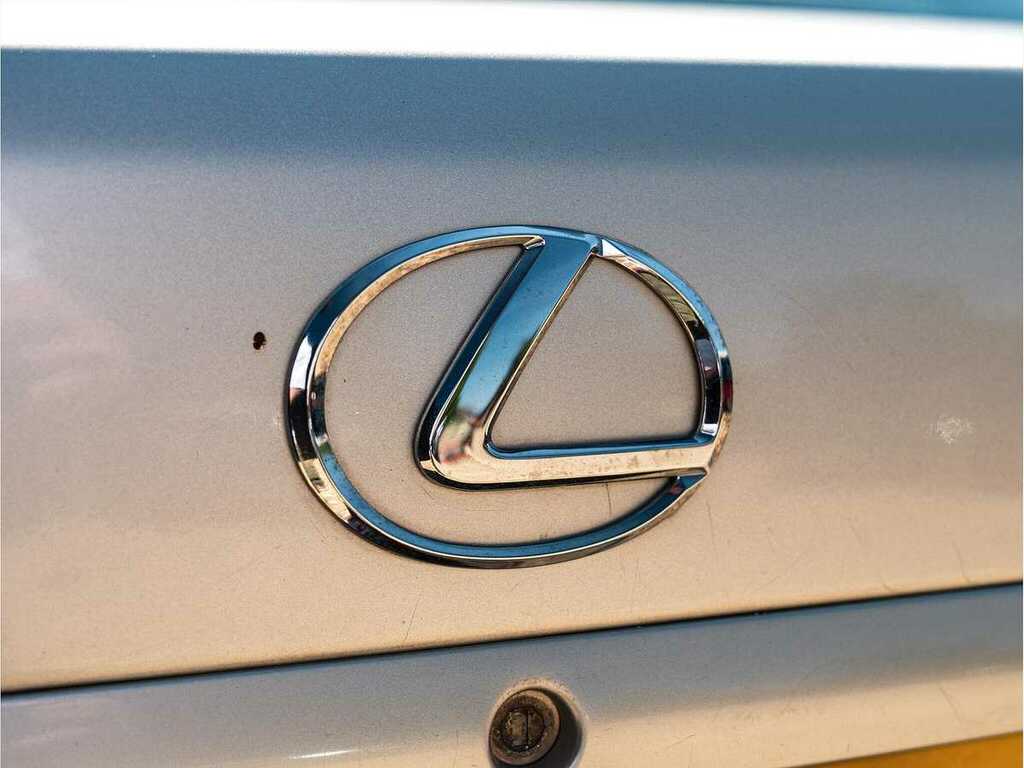 Lexus IS 200 2.0 Se Black #37
