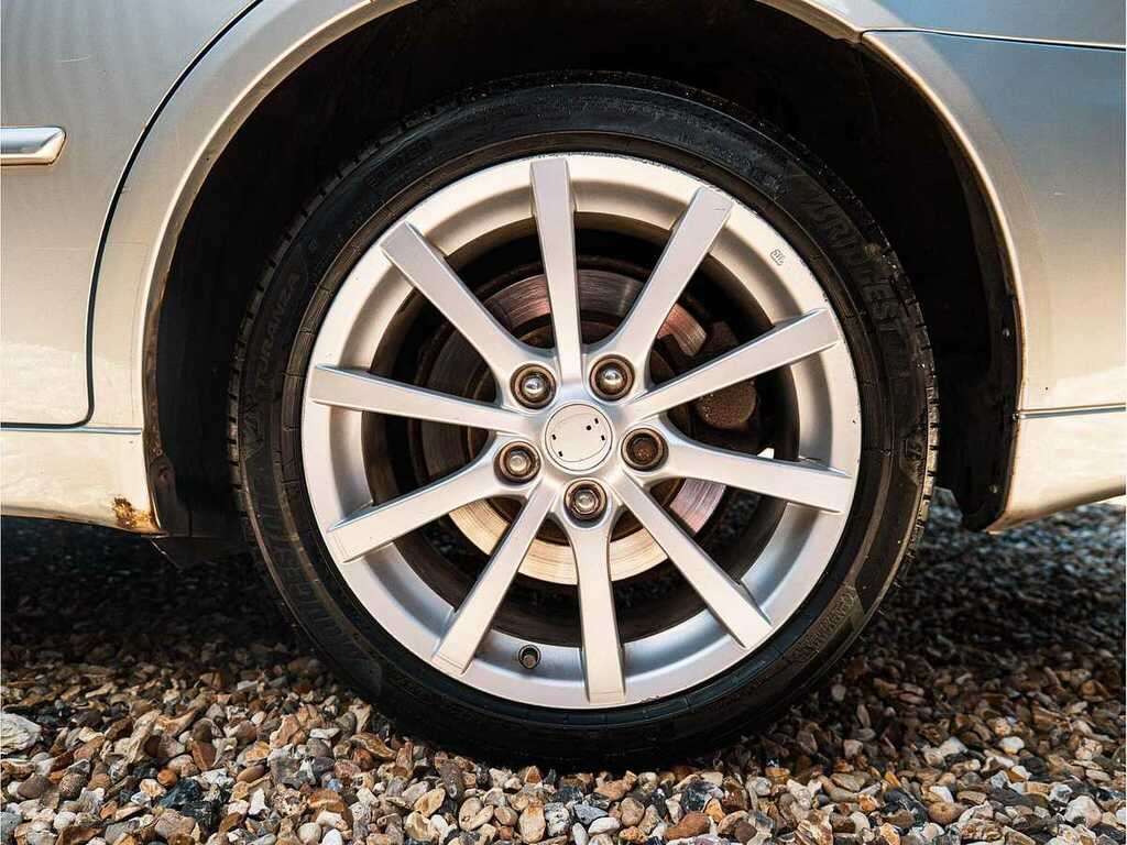 Lexus IS 200 2.0 Se Black #16