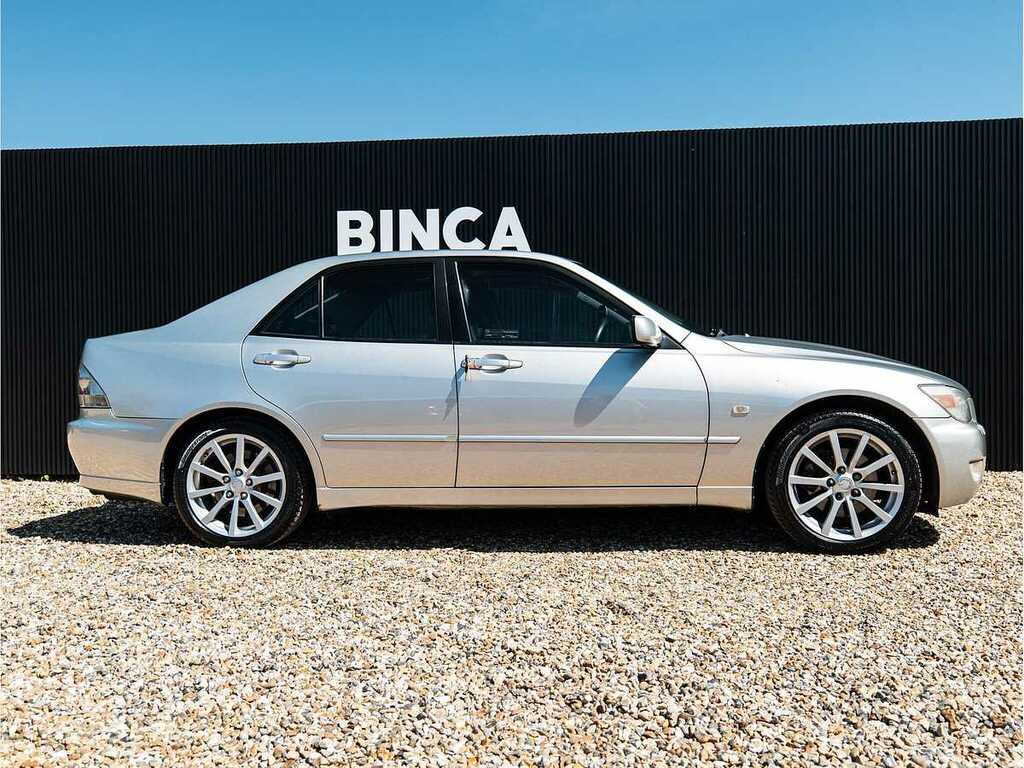 Lexus IS 200 2.0 Se Black #9