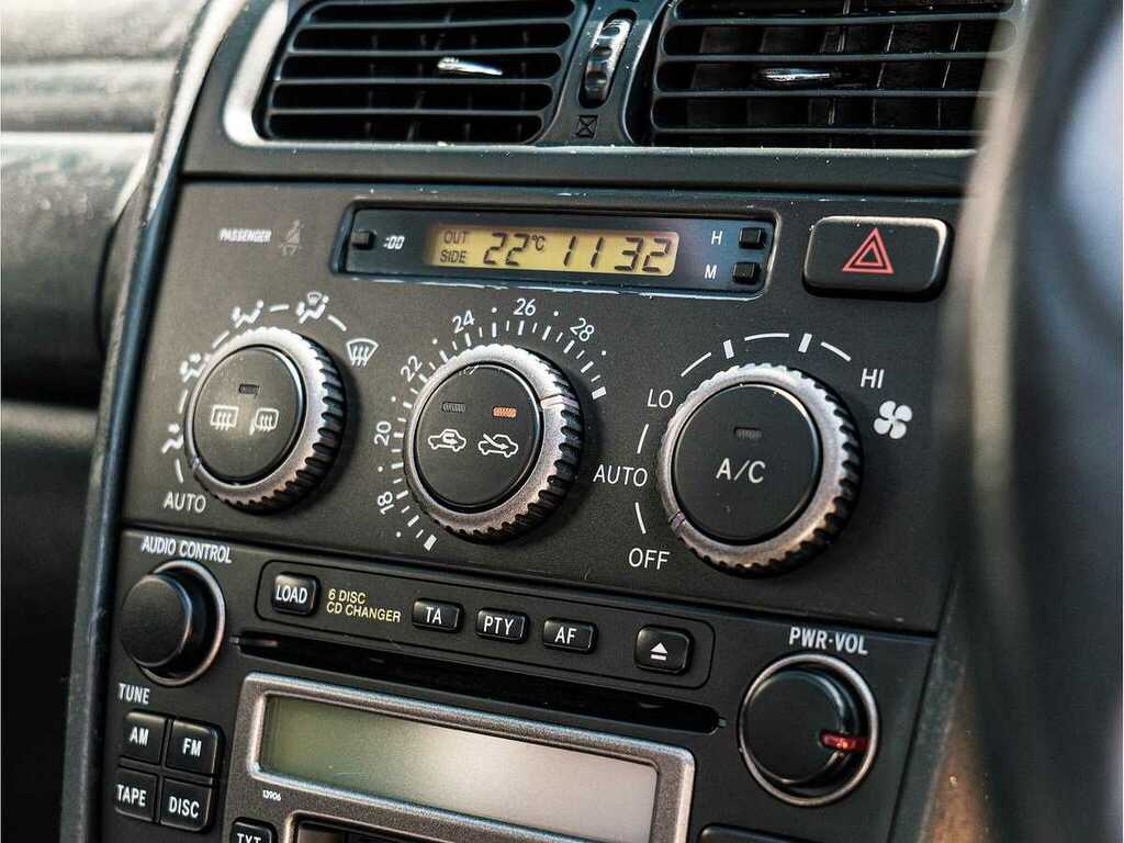 Lexus IS 200 2.0 Se Black #29