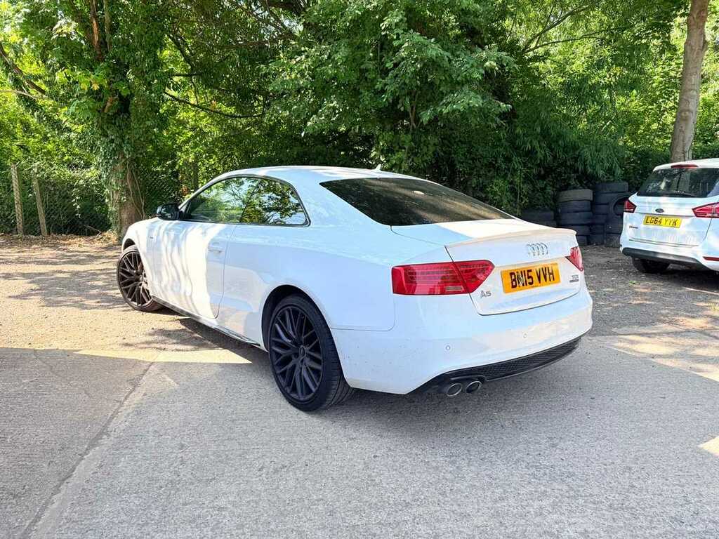 Audi A5 Black Edition Plus White #2