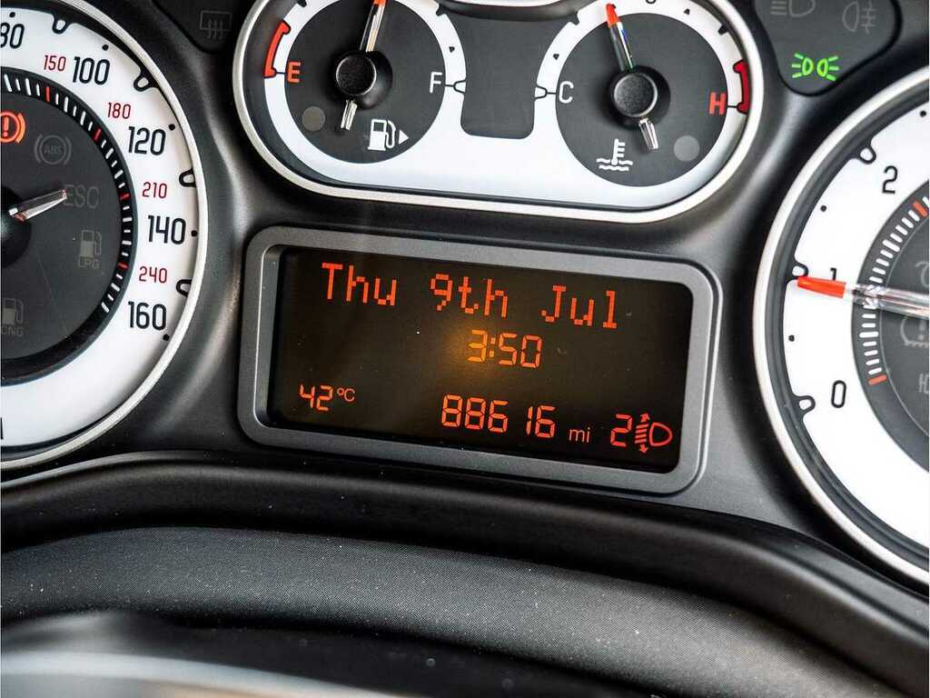 Fiat 500L Mpv 1.3 500L Trekking 1.3 Multijet 85Hp Trekking Green #37