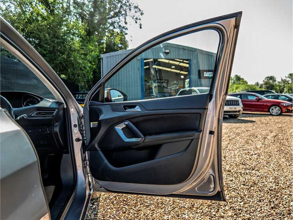 Peugeot 308 Estate 1.2 Puretech Gpf Gt Line Eat Euro 6 Ss 5 White #55
