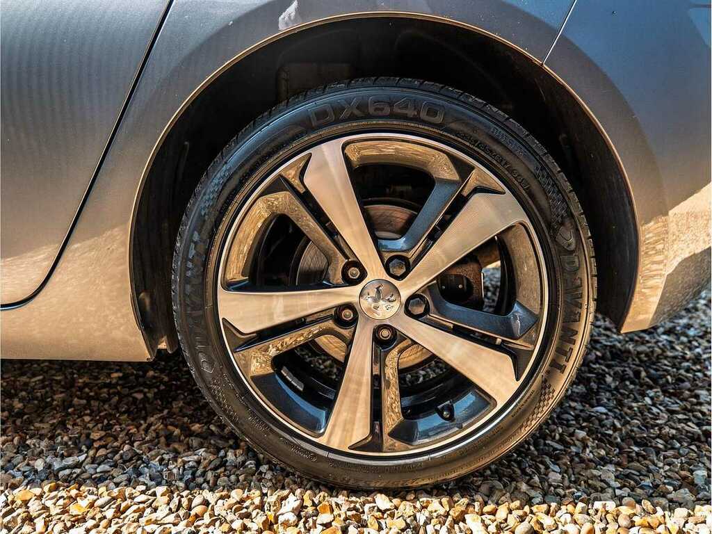 Peugeot 308 Estate 1.2 Puretech Gpf Gt Line Eat Euro 6 Ss 5 White #64