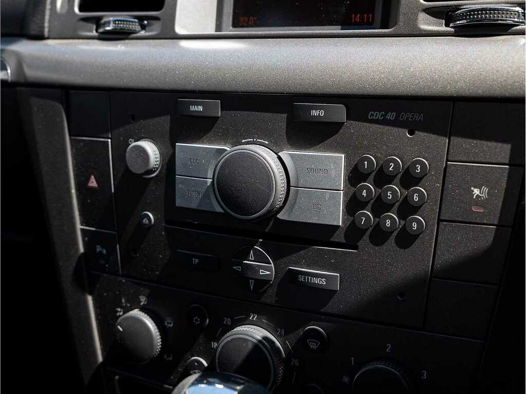 Vauxhall Vectra Cdti Design Silver #34
