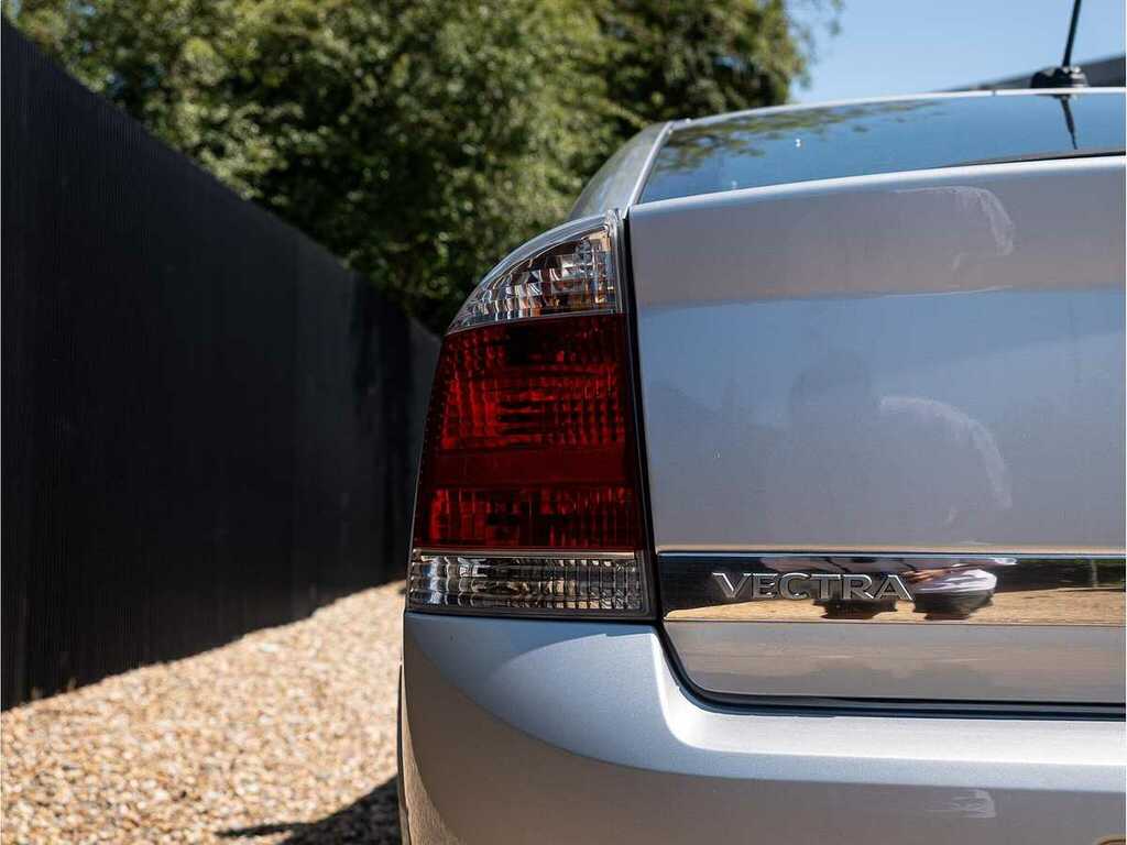 Vauxhall Vectra Cdti Design Silver #8