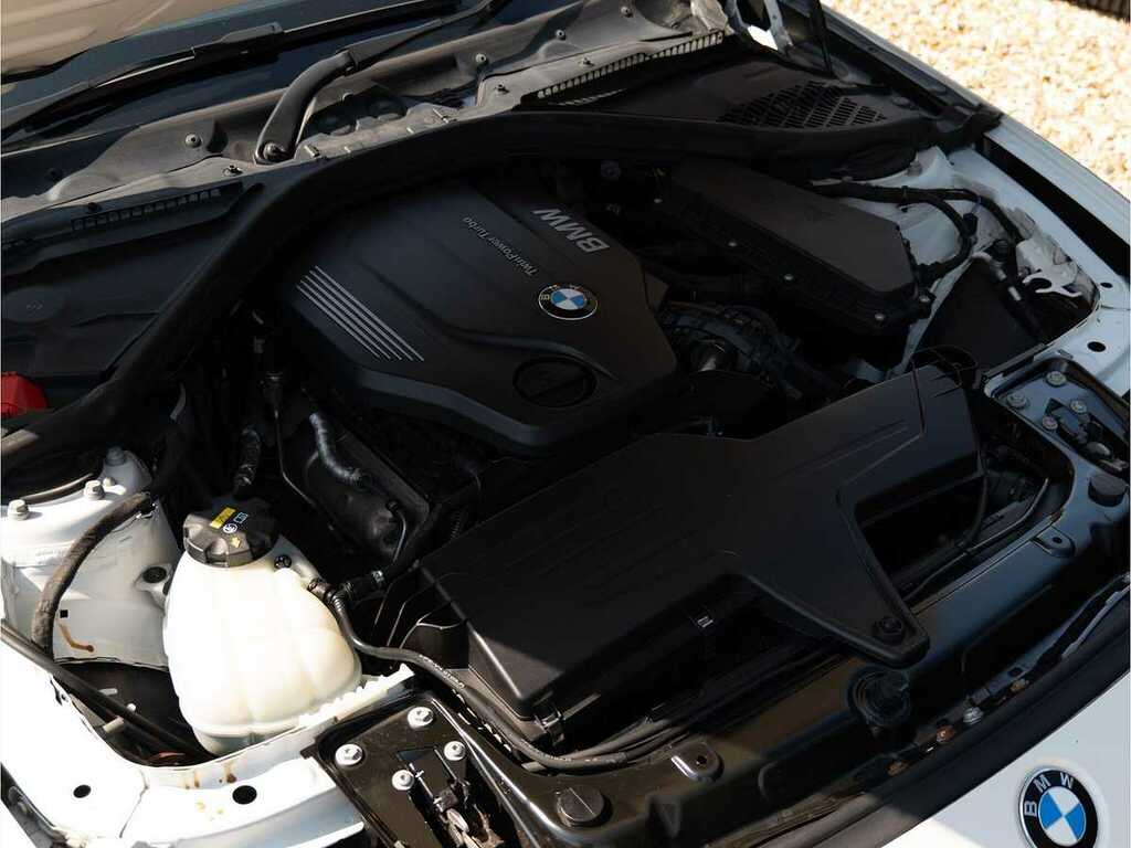 BMW 4 Series Hatchback Black #39