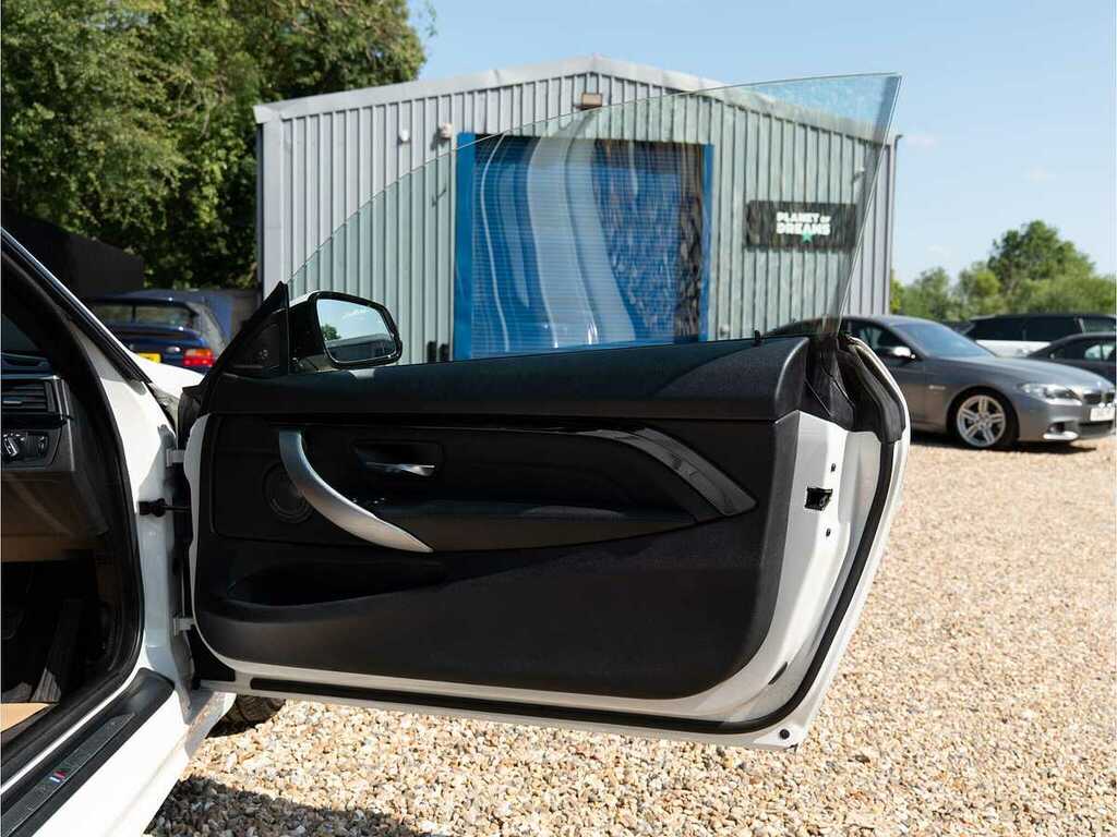 BMW 4 Series Hatchback Black #74