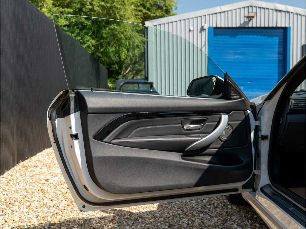 BMW 4 Series Hatchback Black #56