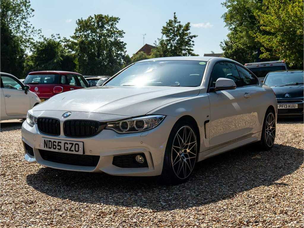 BMW 4 Series Hatchback Black #51