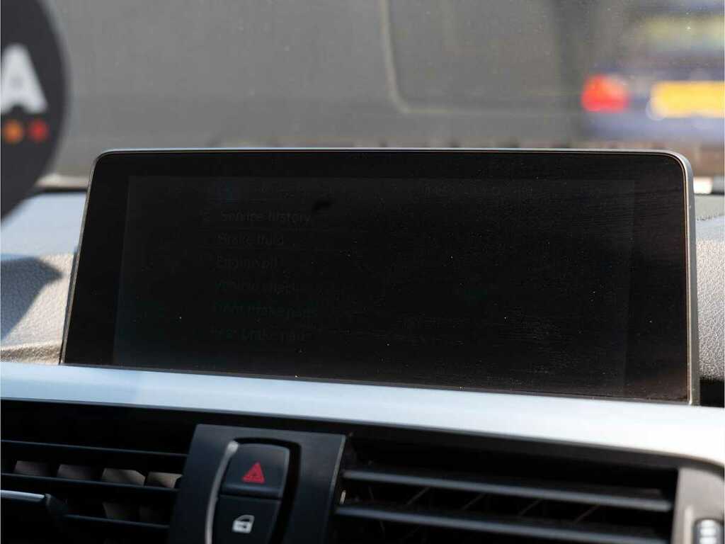 BMW 4 Series Hatchback Black #42