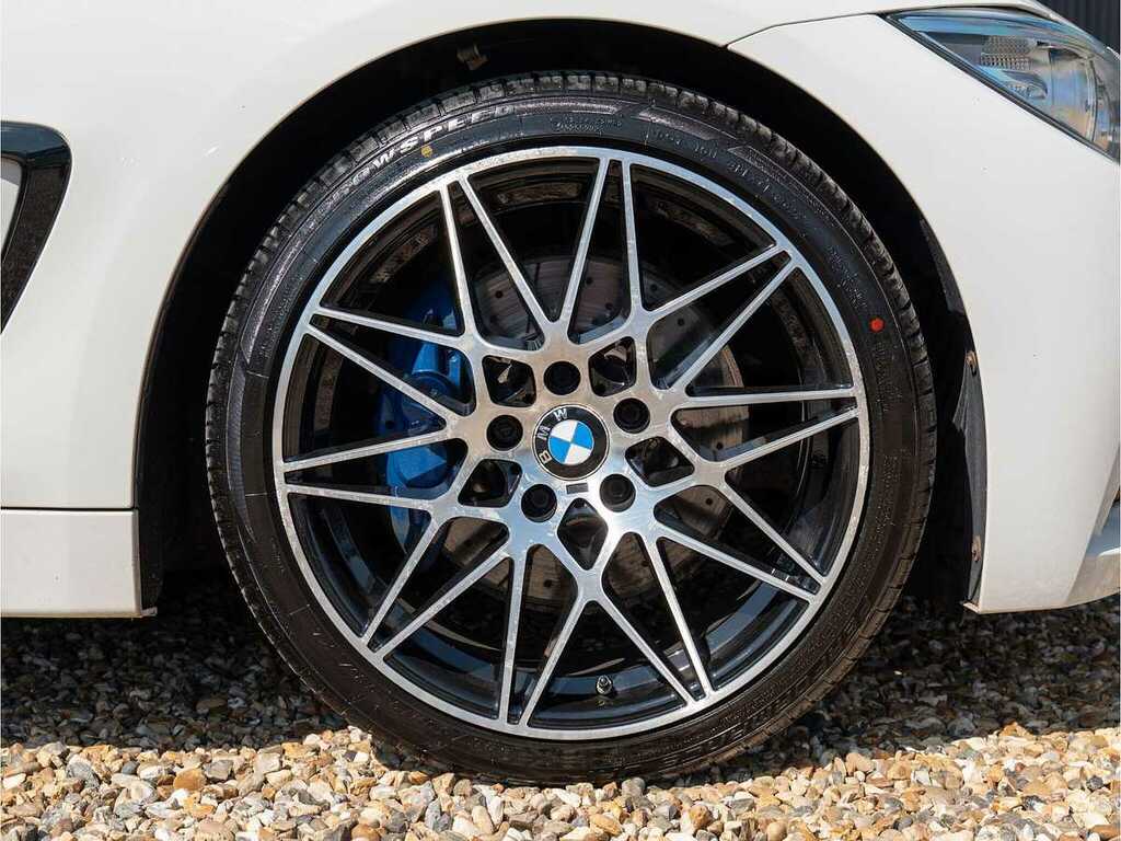 BMW 4 Series M Sport White #4