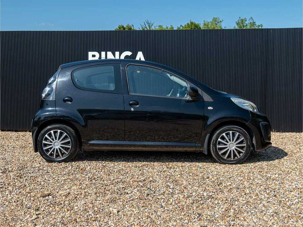 Citroen C1 Hatchback Vtr Plus 2013 Red #17