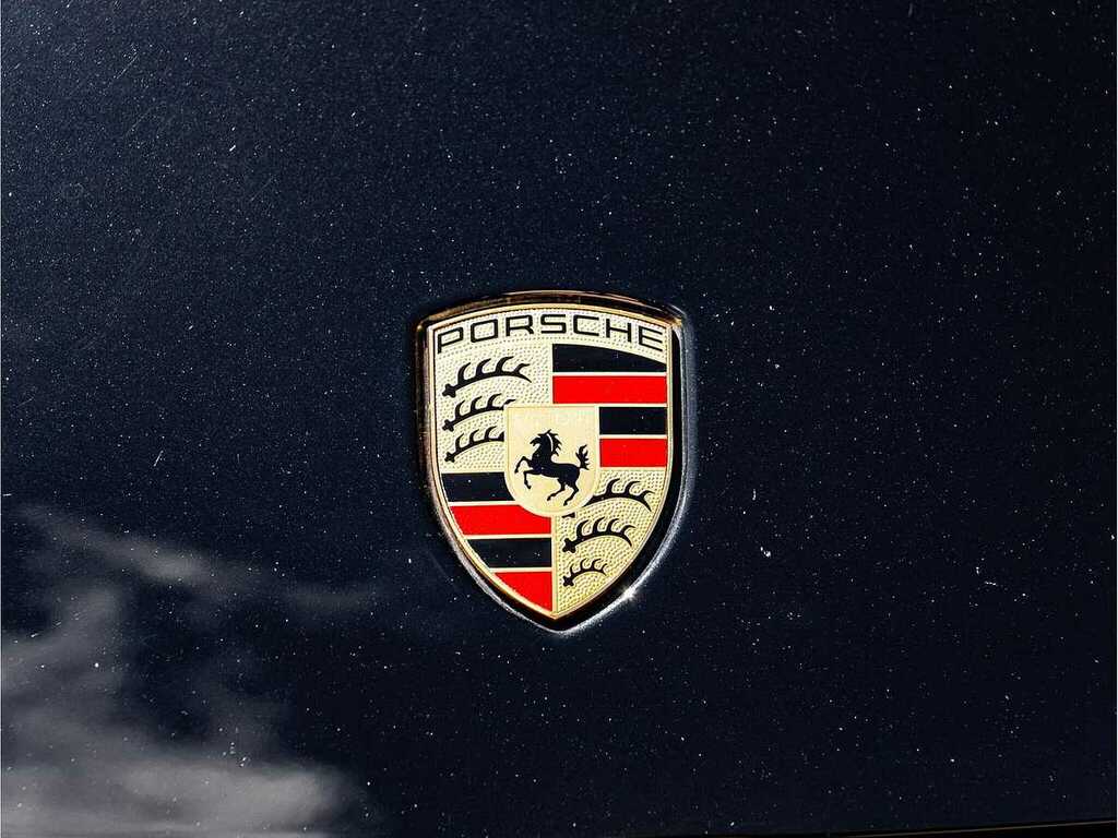 Porsche Cayenne Estate Blue #17
