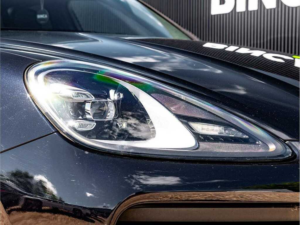 Porsche Cayenne Estate Blue #16