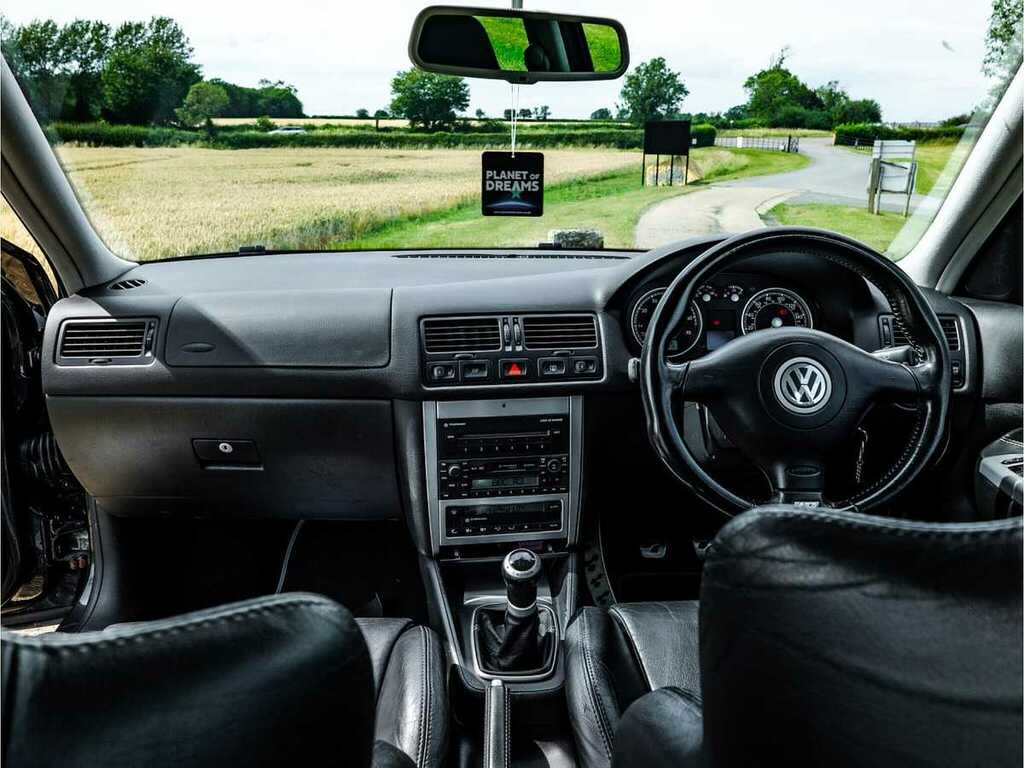 Volkswagen Golf R32 4-Motion Black #25