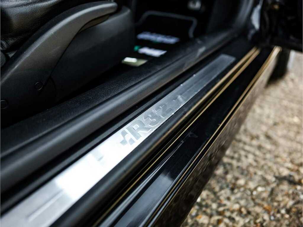 Volkswagen Golf R32 4-Motion Black #30
