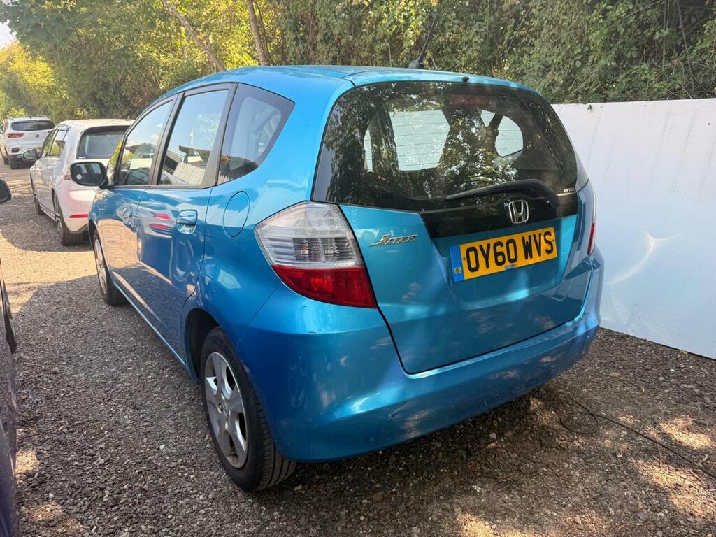 Honda Jazz I-vtec Es OY60WVS Blue #2