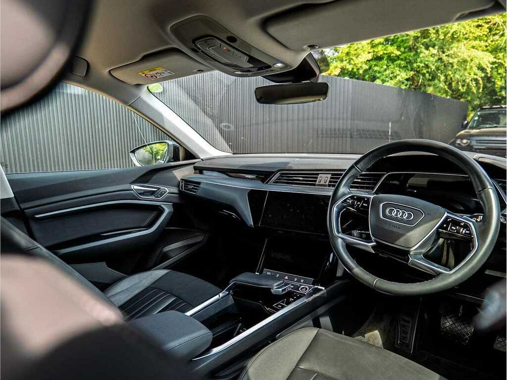 Audi E-tron Technik 50 Quattro 230,00 Kw Silver #31
