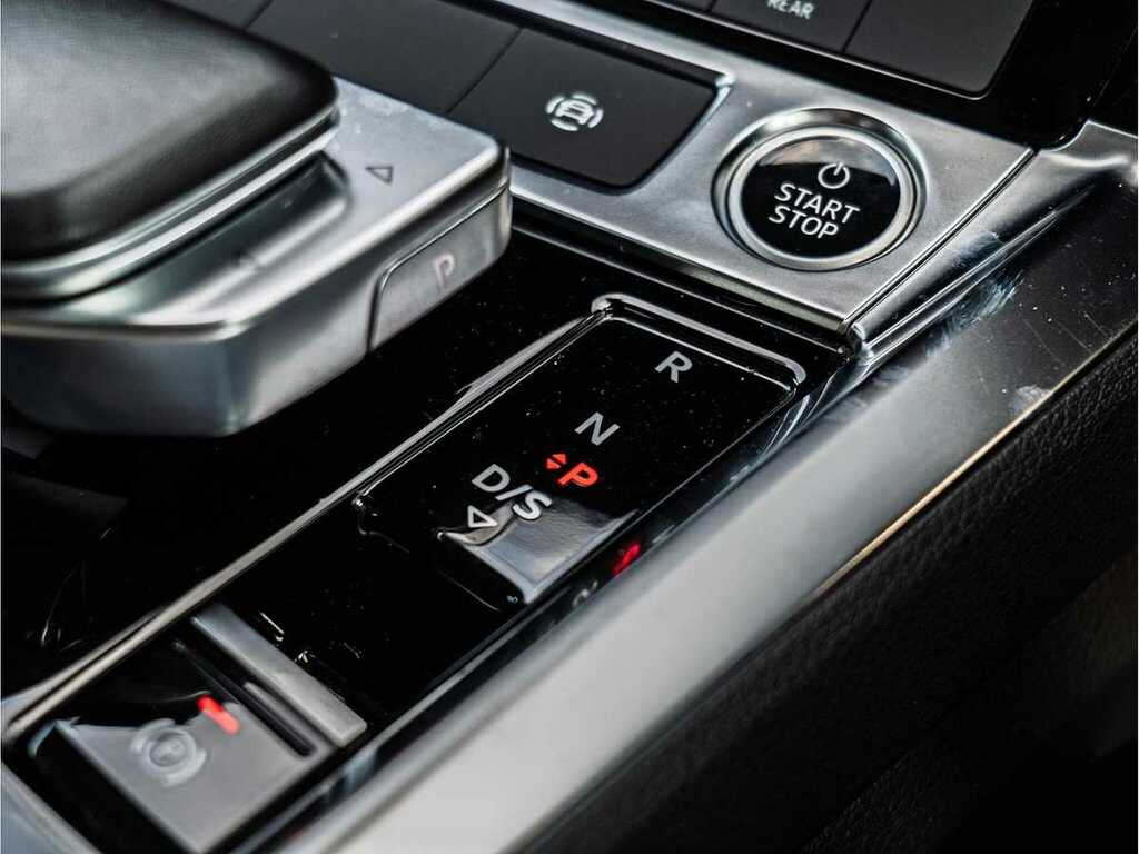 Audi E-tron Technik 50 Quattro 230,00 Kw Silver #34
