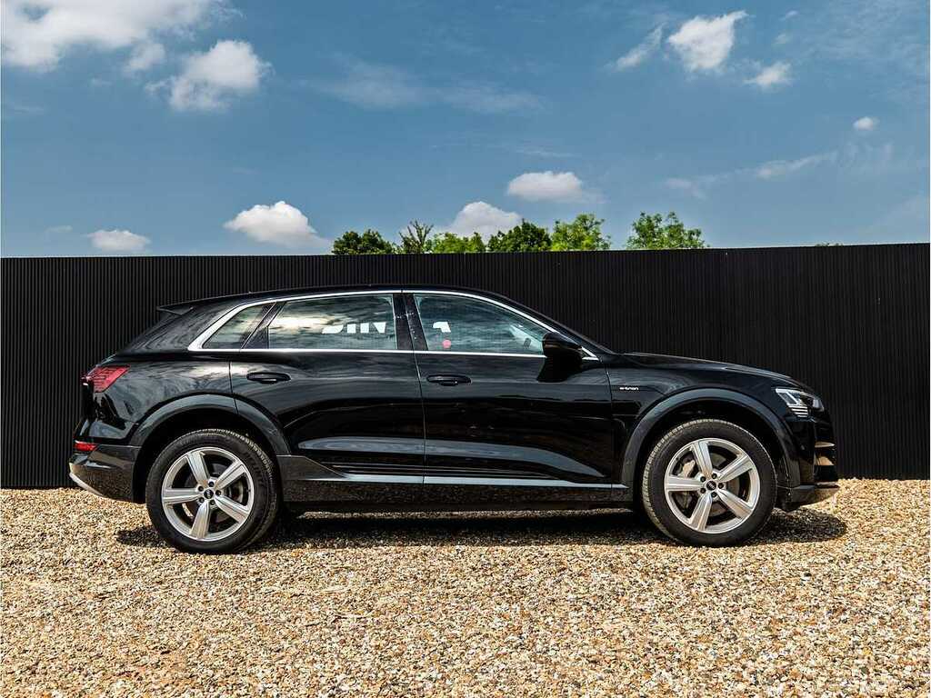 Audi E-tron Technik 50 Quattro 230,00 Kw Silver #10