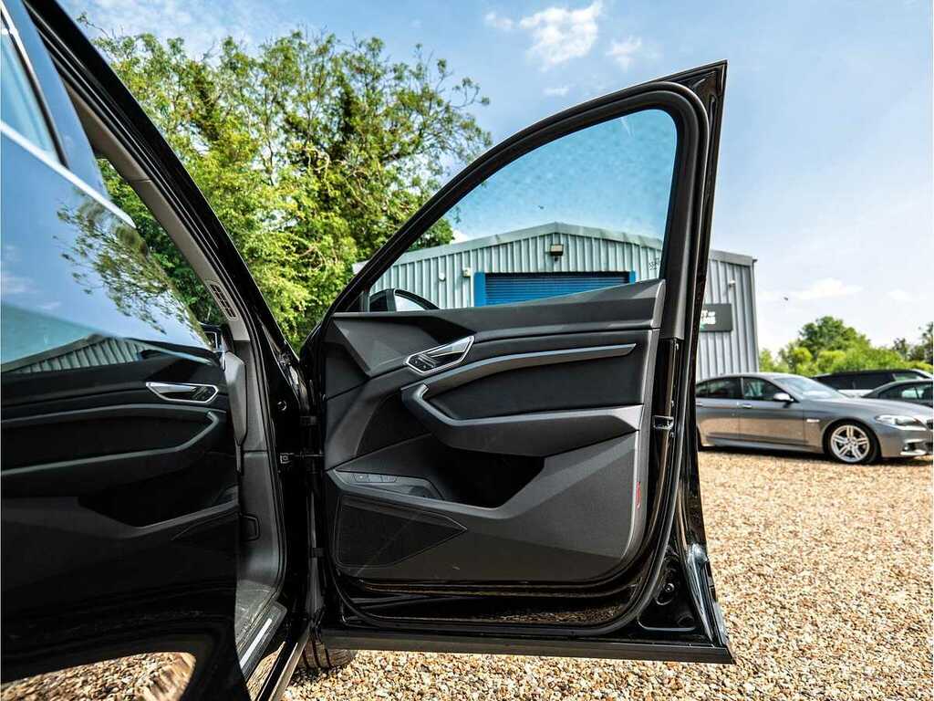 Audi E-tron Technik 50 Quattro 230,00 Kw Silver #30