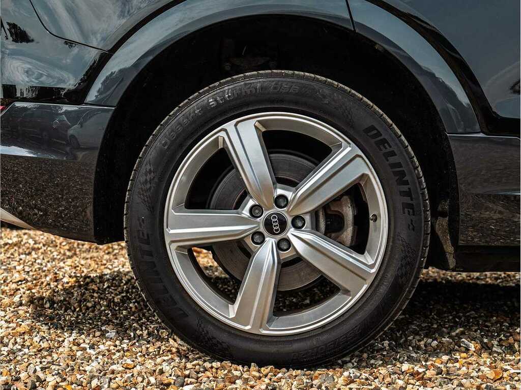 Audi E-tron Technik 50 Quattro 230,00 Kw Silver #17